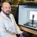 Electrochemical cell to study materials - Professor John Reynolds